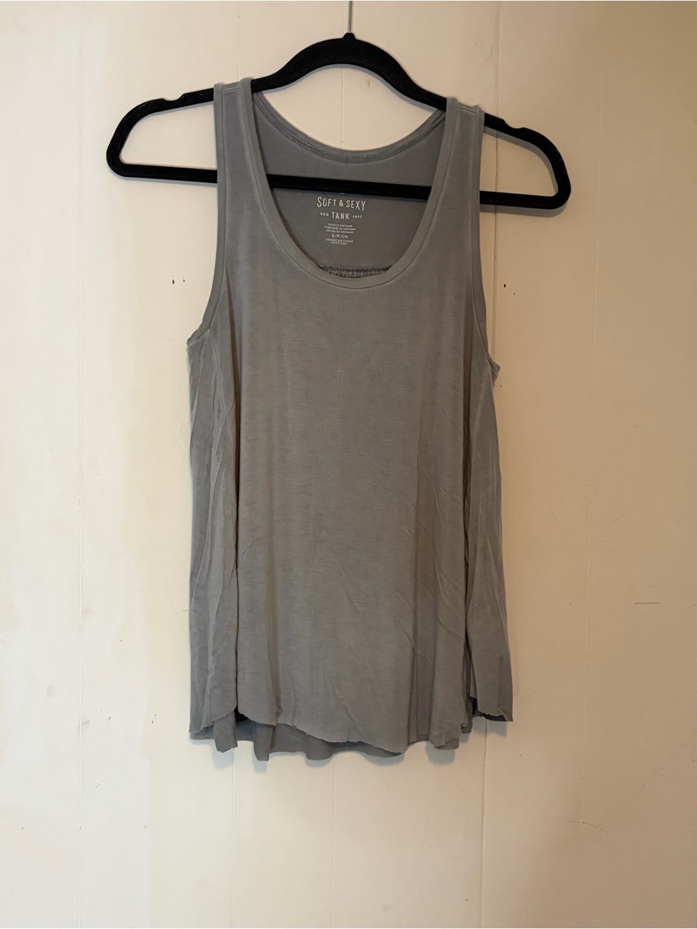 Women's Gray Tank Top - Relaxed Scoop Neck
